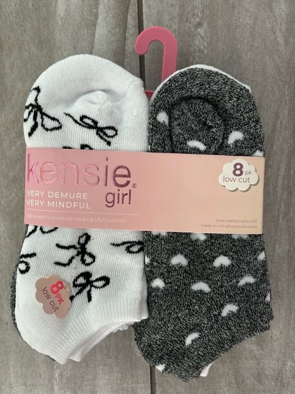 kensie Girl 8-Pack Low Cut Socks in White and Gray
